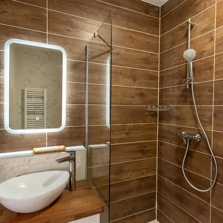 Sunset Lakeview With Jacuzzi