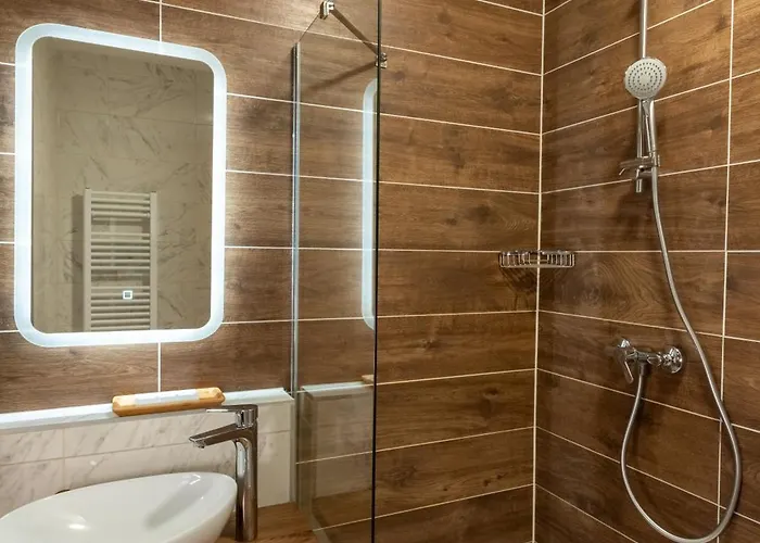 Sunset Lakeview With Jacuzzi