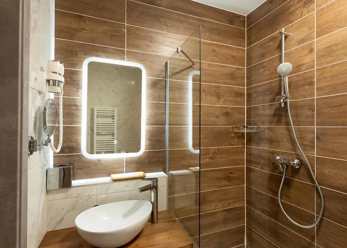 Sunset Lakeview With Jacuzzi